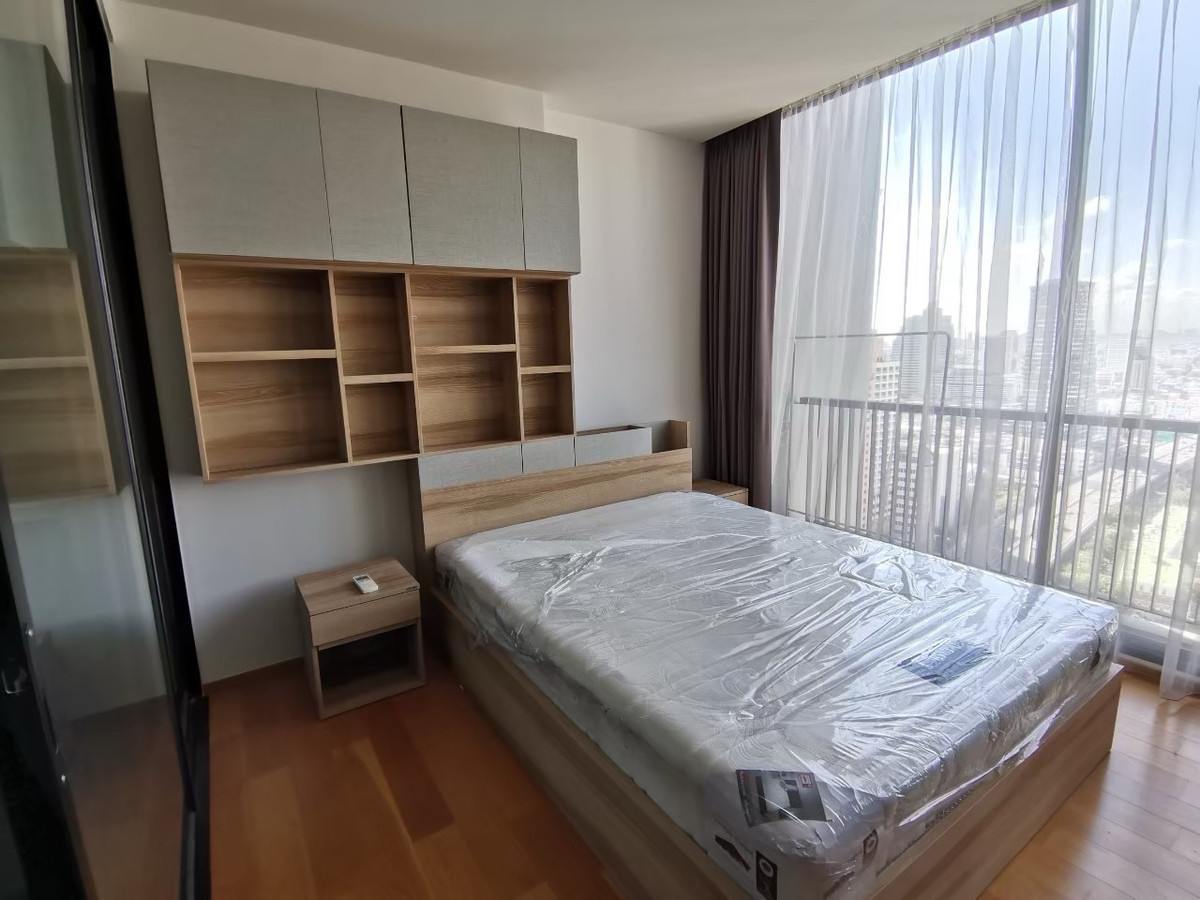 ให้เช่าคอนโดสาทร นราธิวาส : ให้เช่า โนเบิล รีโว สีลม ⏩ใกล้ BTS สุรศักดิ์และโรงเรียนเซนต์หลุยส์  โรงพยาบาลเลิศสิน เฟอร์นิเจอร์ครบพร้อมอยู่**18,500 บาท/เดือน* (Ref. No. NRS202531N)