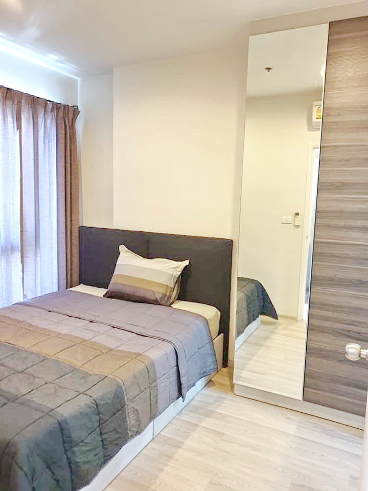 ให้เช่าคอนโดรัชดา ห้วยขวาง : 1062♛ให้เช่าคอนโด 1 ห้องนอน♙เซ็นทริค รัชดา-ห้วยขวาง♜MRTห้วยขวาง∞099-5919653,065-9423251🜲Line@sureresidence