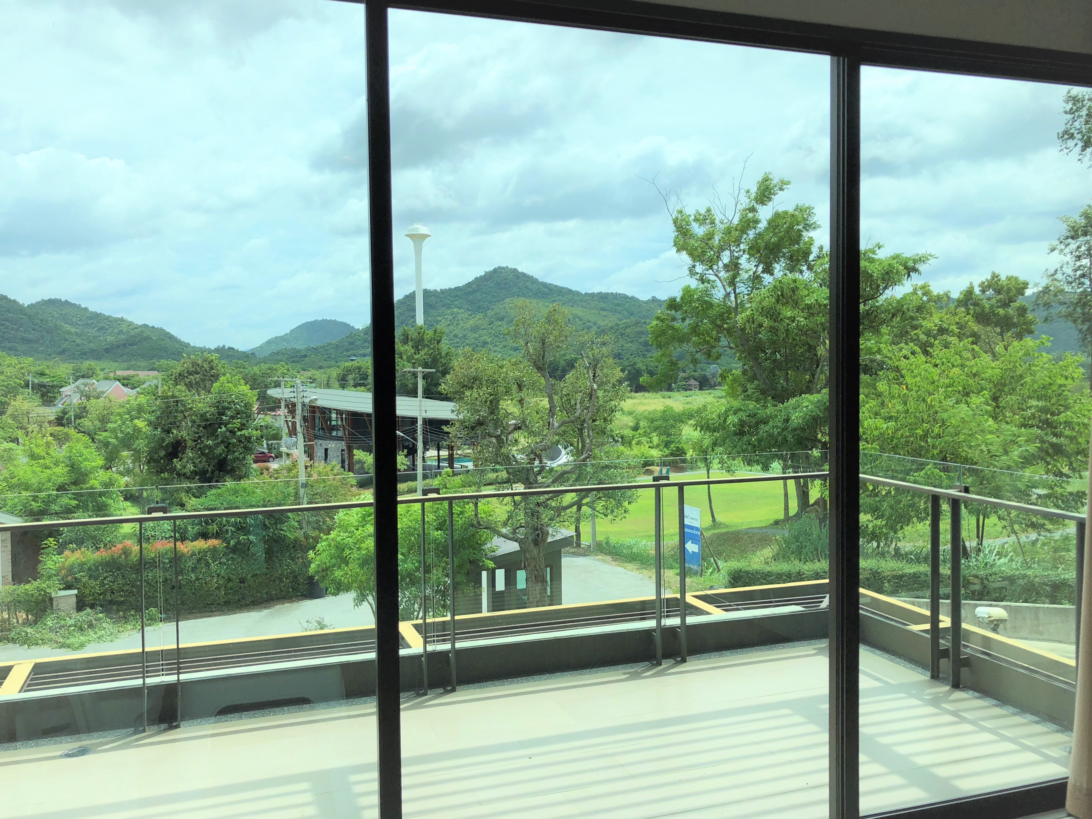 ขายคอนโดปากช่อง เขาใหญ่ : ขายคอนโด 360 Pano เขาใหญ่  103.18 ตร.เมตร  กม.9  ถ.ธนะรัชต์ หนองน้ำแดง ปากช่อง นครราชสีมา