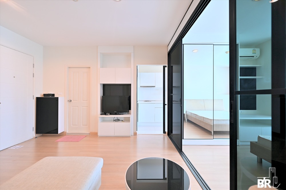 ขายคอนโดลาดพร้าว เซ็นทรัลลาดพร้าว : 🔥 ขายด่วน ถูกที่สุดแล้ว Life@Ladprao 18 1 Bed 1 bath 40 Sq.m. 3,490,000 ห้องพร้อมเฟอนิเจอร์ ตำแหน่่งดี ห้องสวย ถูกมาก วิวสวย