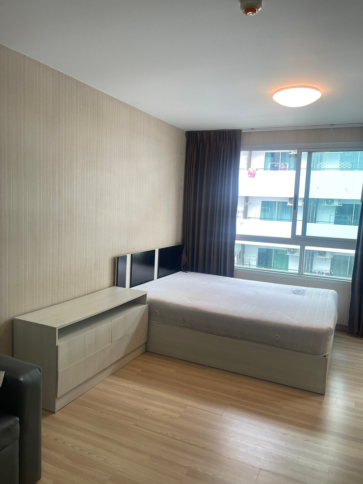 For RentCondoPathum Thani,Rangsit, Thammasat : Plenty of beautiful rooms. Can you resist this? 💖 Come, come here. พหล Plum Phahol 89, Muang Ake.