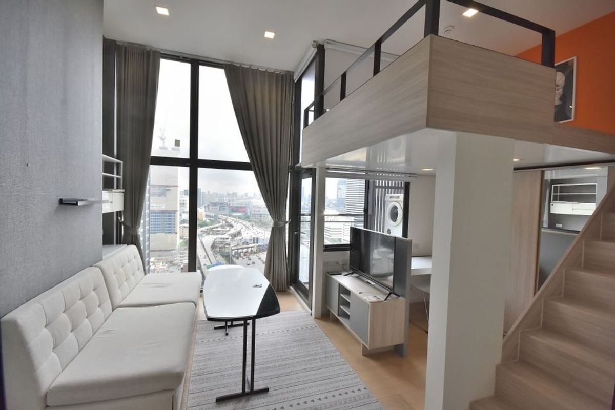 For RentCondoRama9, Petchburi, RCA : +++For rent urgently+++ Chewathai Residence Asoke** 1 bedroom Duplex 34 sq m.