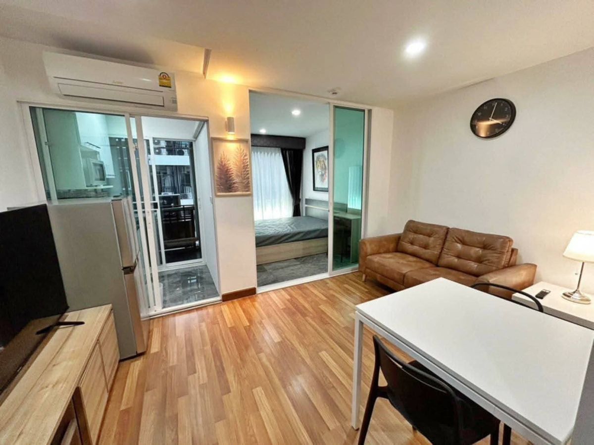 For RentCondoOnnut, Udomsuk : 🍀Condo for rent Regent home Sukhumvit 81 near BTS On Nut, beautiful room with wallpaper, fully furnished, washing machine only 12000-