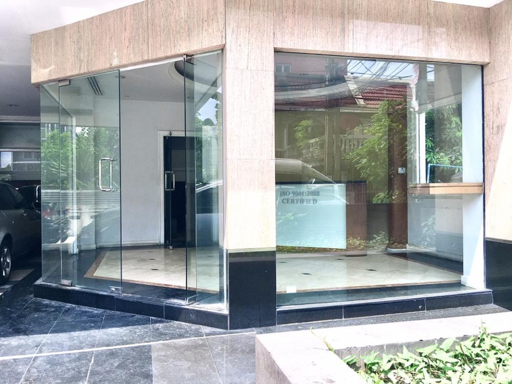 For RentOfficeRamkhamhaeng, Hua Mak : Office building for rent, Ramkhamhaeng Soi 24, Intersection 24, near ABAC University, Ramkhamhaeng University, The Nine, Rama 9.