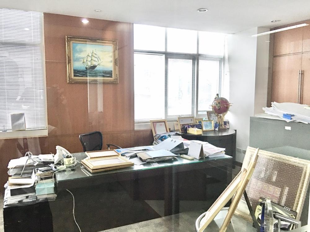 For RentOfficeRamkhamhaeng, Hua Mak : Office building for rent, Ramkhamhaeng Soi 24, Intersection 24, near ABAC University, Ramkhamhaeng University, The Nine, Rama 9.