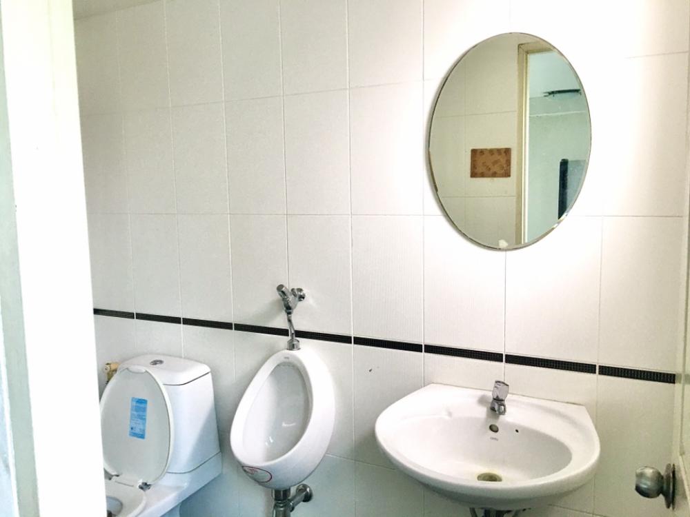 For RentOfficeRamkhamhaeng, Hua Mak : Office building for rent, Ramkhamhaeng Soi 24, Intersection 24, near ABAC University, Ramkhamhaeng University, The Nine, Rama 9.