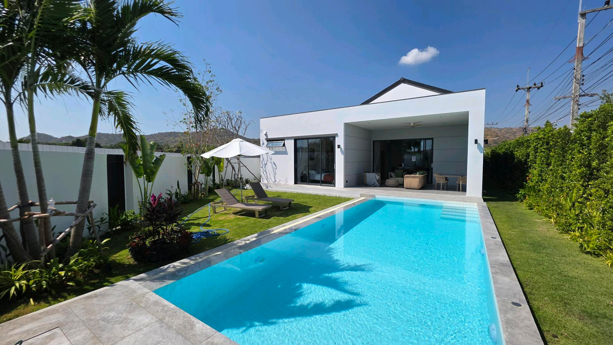 ขายบ้านชะอำ เพชรบุรี : ขายบ้านสวยสไตล์ฝรั่ง ใกล้ทะเลเขาเต่า