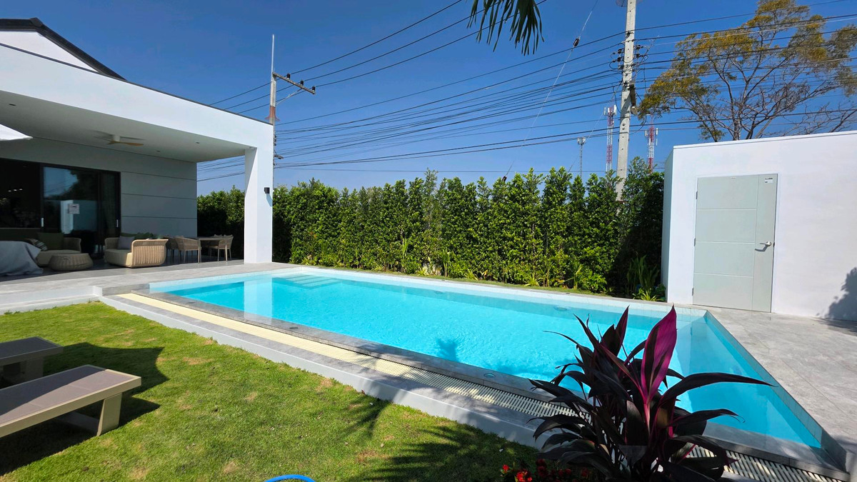 ขายบ้านชะอำ เพชรบุรี : ขายบ้านสวยสไตล์ฝรั่ง ใกล้ทะเลเขาเต่า