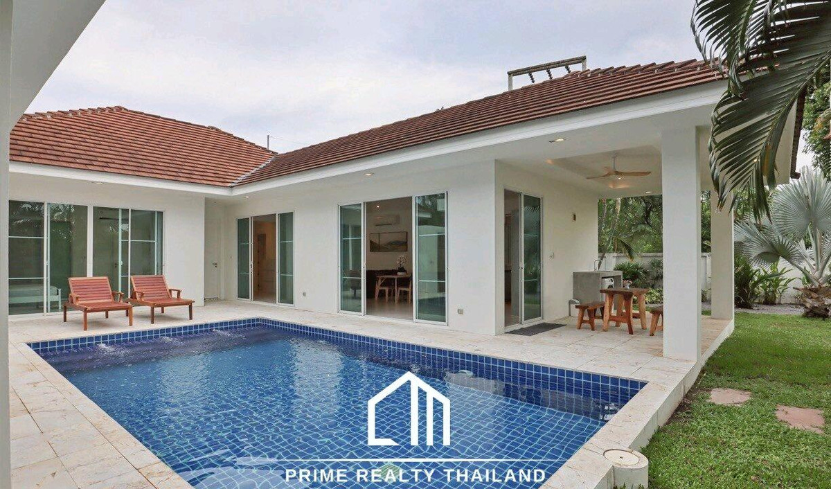 For SaleHouseCha-am Phetchaburi : Beautiful western style house for sale, wide land, corner house.