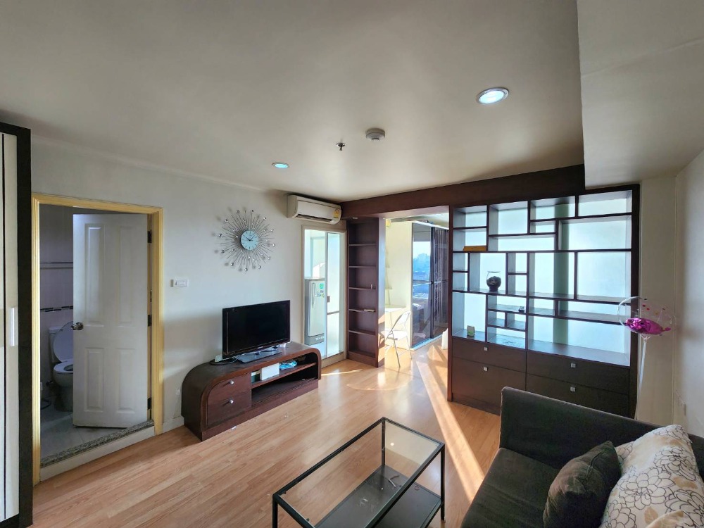 ขายคอนโดพระราม 8 สามเสน ราชวัตร : SNS002 **ลดราคาเหลือ 1.7 ล้าน ขายพร้อมอยู่**ขายถูก ลุมพินี เพลส พระราม 8 ชั้น12A(สูงที่สุดในอาคาร) ห้องบิวด์อินมีที่เก็บของเยอะ 35 ตารางเมตร ++ซื้ออยู่เองก็ได้ ซื้อลงทุนก็คุ้มมีผู้เช่าตลอด++