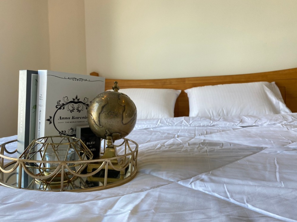 ขายคอนโดสาทร นราธิวาส : ห้องสวย เหมือนใหม่ เดอะคีย์ สาทร-เจริญราษฎร์ ห้อง 33 ตร.ม. ชั้น 8 วิวโล่ง ราคา 3.39 ล้าน เฟอร์ครบ