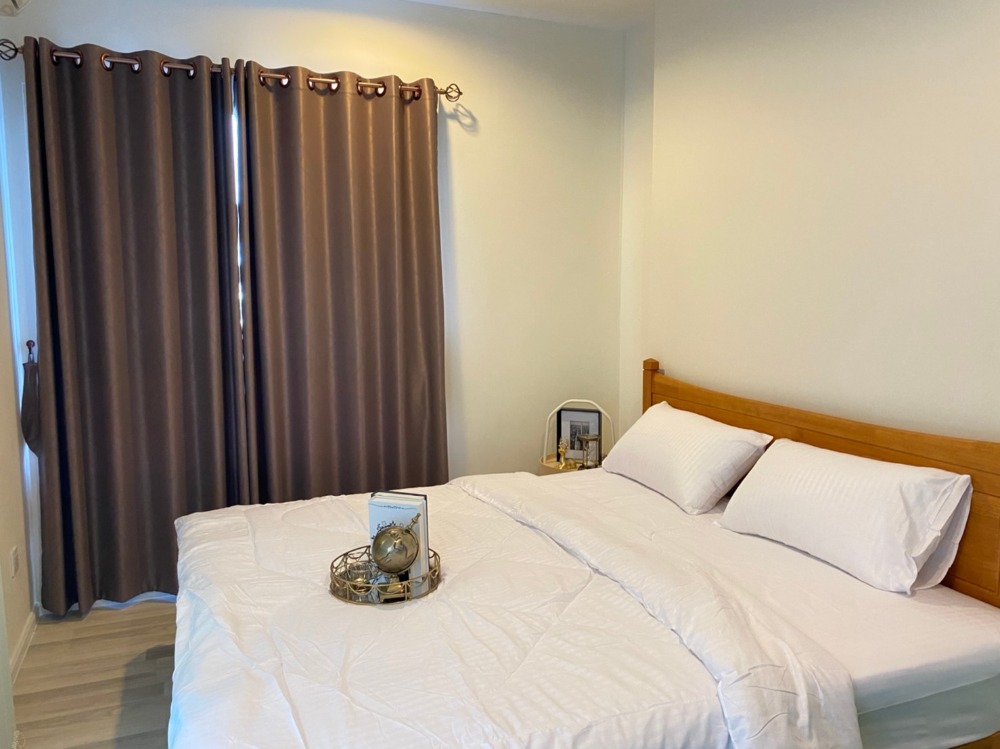 ขายคอนโดสาทร นราธิวาส : ห้องสวย เหมือนใหม่ เดอะคีย์ สาทร-เจริญราษฎร์ ห้อง 33 ตร.ม. ชั้น 8 วิวโล่ง ราคา 3.39 ล้าน เฟอร์ครบ