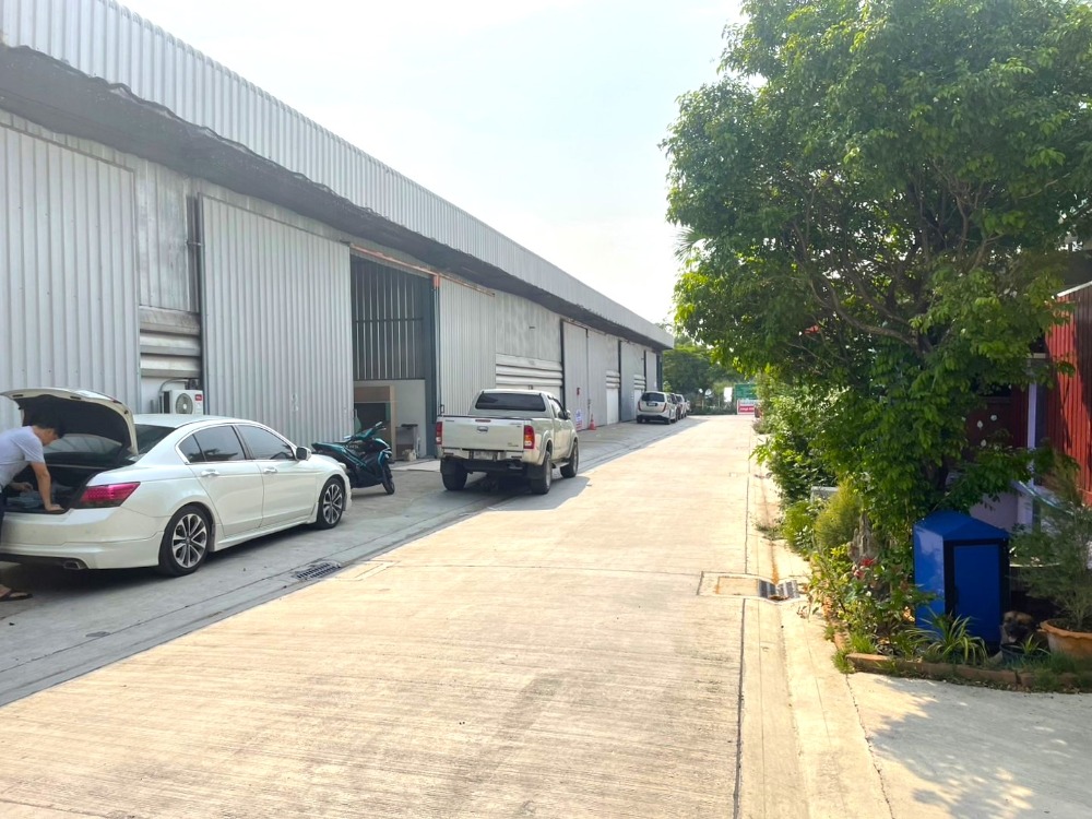 For RentWarehouseChaengwatana, Muangthong : MTK006 Warehouse for rent Tiwanon-Pakkret 27 next to Ampornpaisarn School (Soi Wat Ku), Pakkret Intersection, Pakkret District, Nonthaburi Province