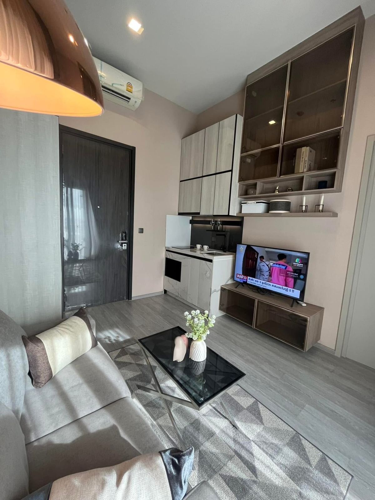 For RentCondoOnnut, Udomsuk : +++For urgent rent+++ The line Sukhumvit 101*** 1 bedroom, size 27.5 sq m., fully furnished, ready to move in