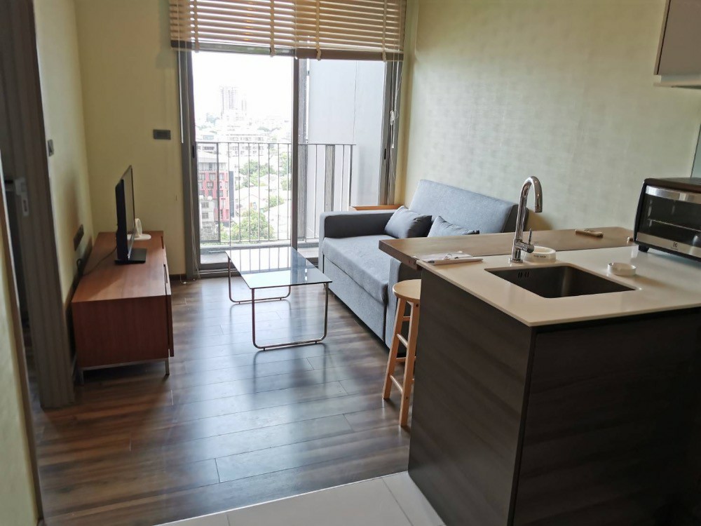 ให้เช่าคอนโดสุขุมวิท อโศก ทองหล่อ : 0874-A😊😍  For RENT&SELL ให้เช่าและขาย 1 ห้องนอน🚄ใกล้ MRT เอกมัย🏢ซีล บาย แสนสิริ Ceil by Sansiri 🔔พื้นที่:35.50ตร.ม.💲เช่า:12,000.-บาท.💲ขาย:4,300,000.-บาท📞O99-5919653,O86-454O477✅LineID:@sureresidence