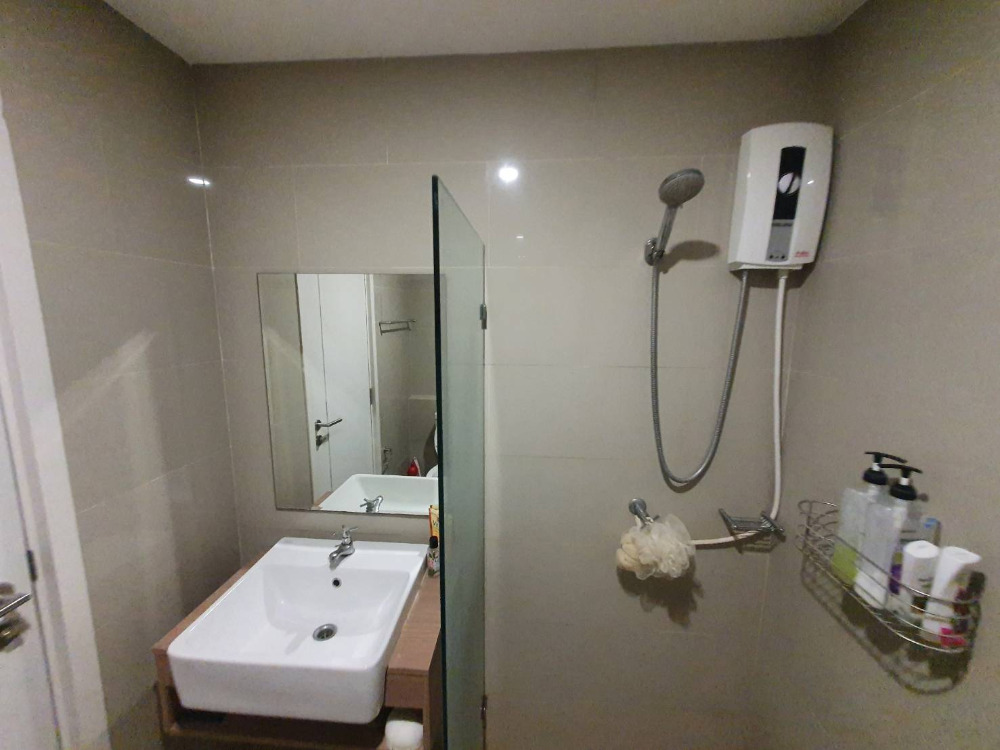 ขายคอนโดปิ่นเกล้า จรัญสนิทวงศ์ : SNS019 **สถานะตามภาพปก ขายพร้อมผู้เช่า** ไลบรารี่ เฮ้าส์ ราคาไม่ถึง 2 ล้าน ห้องสวยพร้อมอยู่ ปล่อยเช่าง่าย ผมรับประกัน