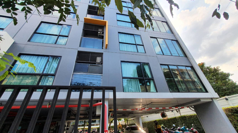 ขายคอนโดปิ่นเกล้า จรัญสนิทวงศ์ : SNS019 **สถานะตามภาพปก ขายพร้อมผู้เช่า** ไลบรารี่ เฮ้าส์ ราคาไม่ถึง 2 ล้าน ห้องสวยพร้อมอยู่ ปล่อยเช่าง่าย ผมรับประกัน