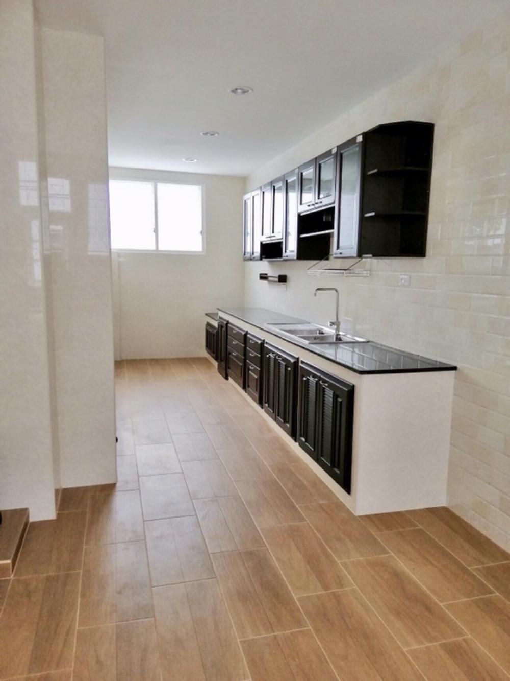 ขายบ้านปิ่นเกล้า จรัญสนิทวงศ์ : ขายบ้านเดี่ยว ม.ธาริณีปิ่นเกล้า ใกล้เซ็นทรัล 500เมตร บรมราชชนนี 19 โครงการแลนด์แอนด์เฮ้าส์