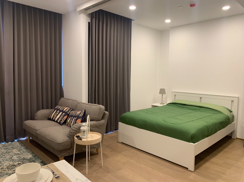 ขายคอนโดสยาม จุฬา สามย่าน : ขายด่วน ASHTON CHULA SILOM 1 bedroom 30.50 ตรม. ห้องใหม่ เฟอร์นิเจอร์ครบพร้อมอยู่ ชั้นสูง วิวสวนลุมพินี เพียง 8.39 ล้าน เท่านั้น
