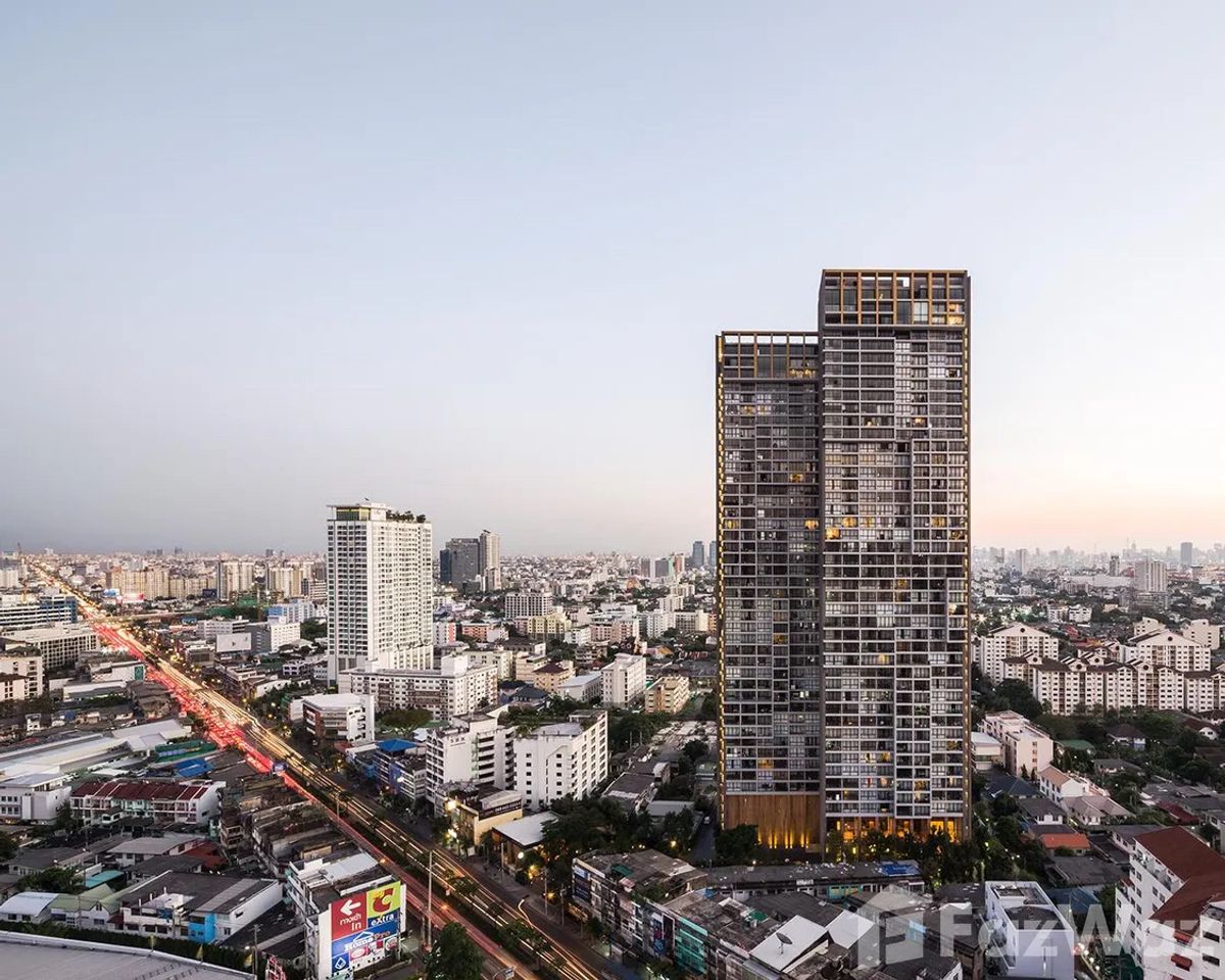 For SaleCondoLadprao, Central Ladprao : For sale Issara Ladprao, 37th floor