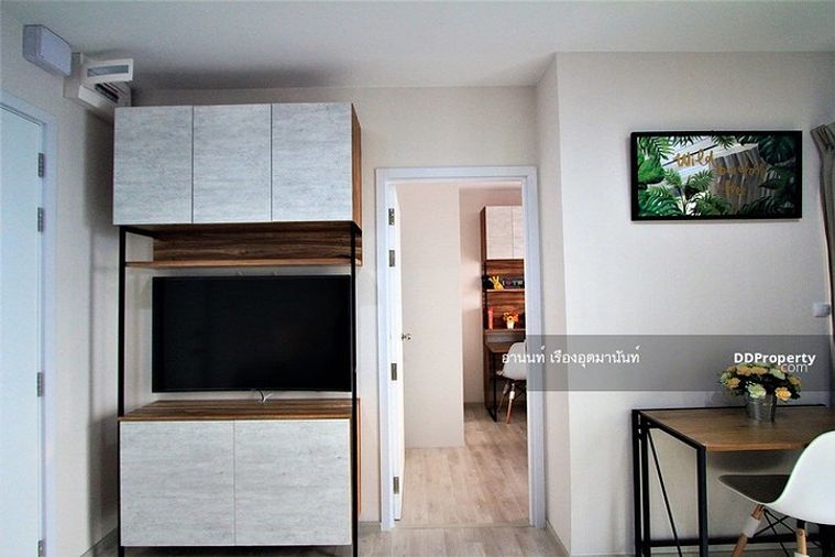 For RentCondoNonthaburi, Bang Yai, Bangbuathong : **Status as shown in the cover photo** **The room is now available. Newly decorated, ready to move in** For rent: Plum condo central, has washing machine, 2nd, 3rd, 7th floor, Central view, Ikea. There are still rooms available.