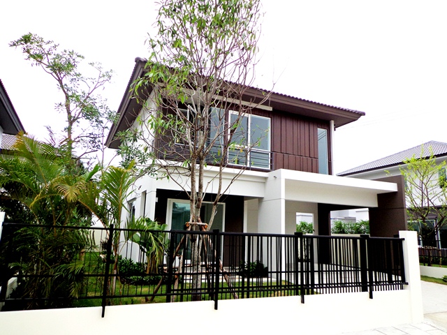 ขายบ าน ช ยพฤกษ ป นเกล า สาย5 บ านเด ยวพร อมอย บนถนนบรมราชชนน จาก land and houses หล งม ม ใกล เซ นทร ลศาลายา