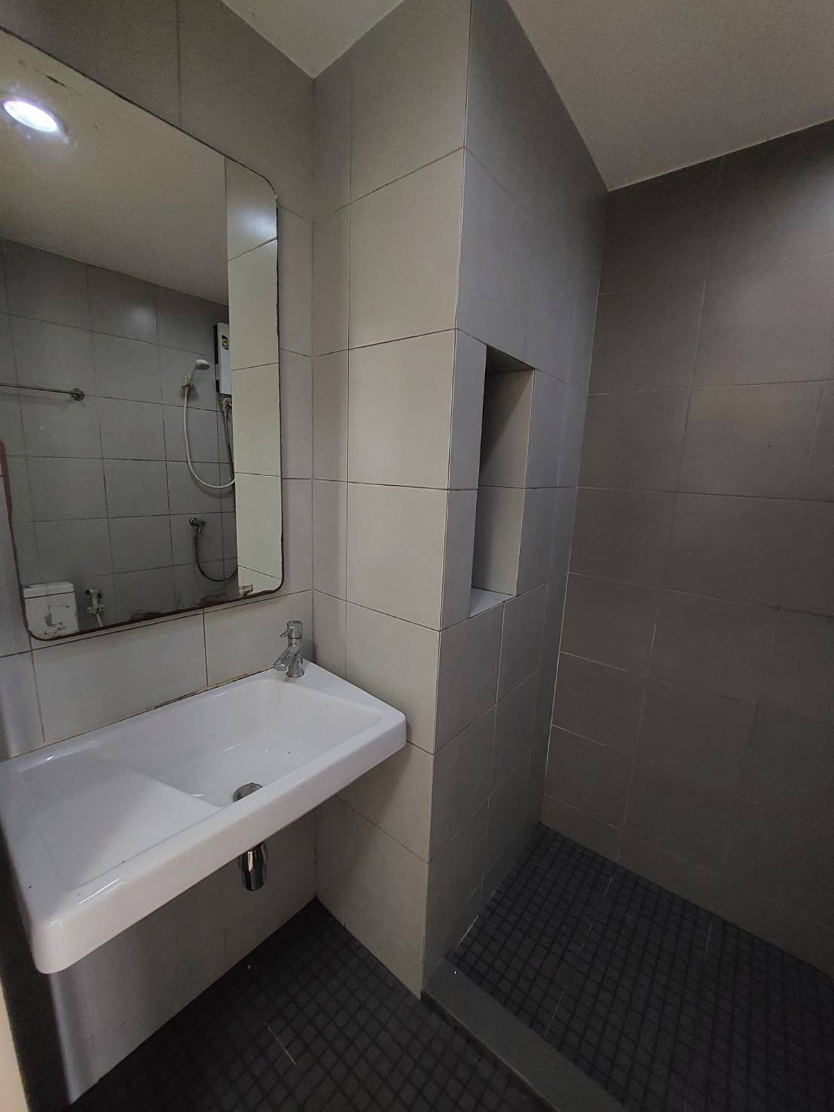 For SaleCondoOnnut, Udomsuk : Ellio Sukhumvit 64, special price, 1.18 million baht, free transfer, buy now !!!