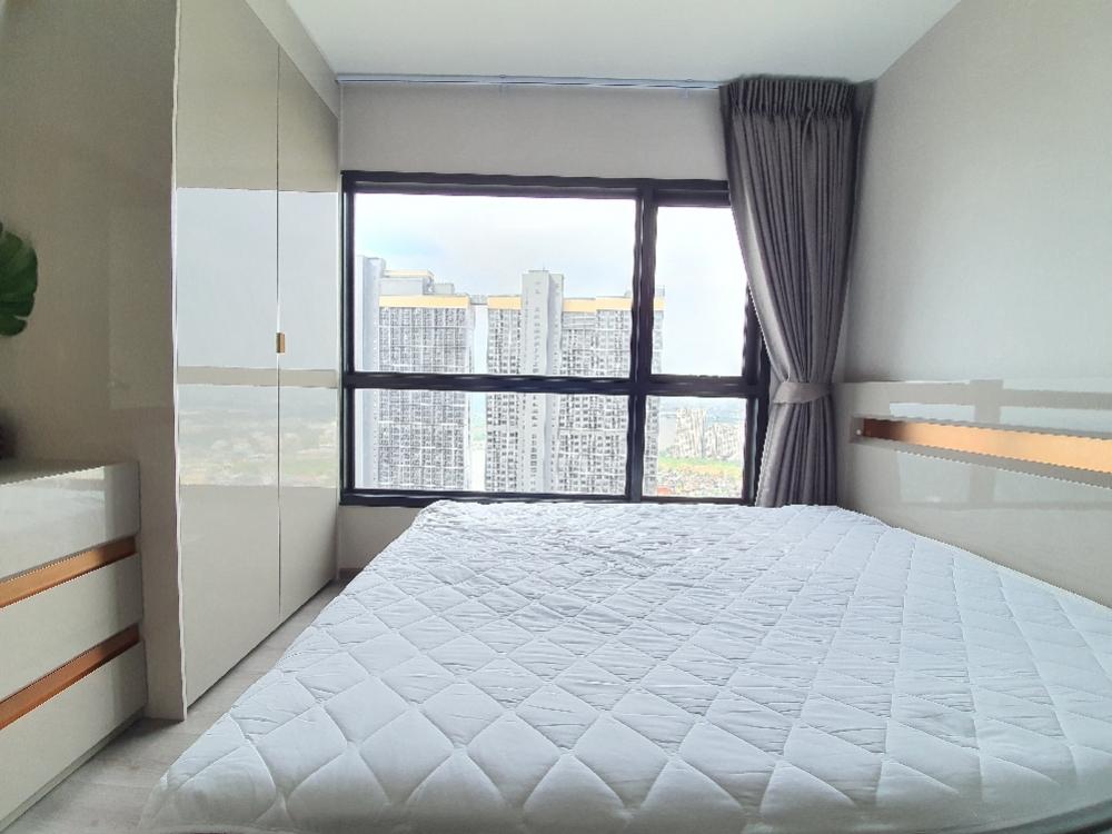 For RentCondoRattanathibet, Sanambinna : For rent, politan rive, 49th floor, size 25 sq m, beautiful decoration, fully furnished. Ready to move into the new room