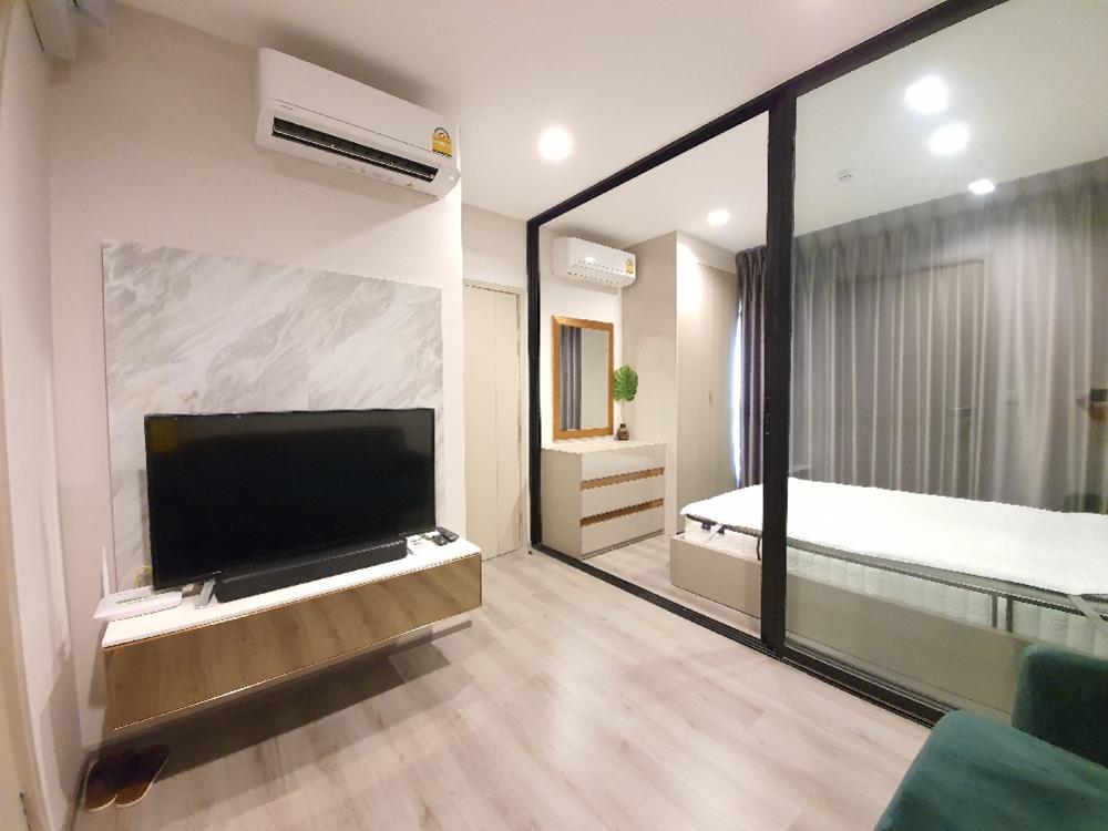 For RentCondoRattanathibet, Sanambinna : For rent, politan rive, 49th floor, size 25 sq m, beautiful decoration, fully furnished. Ready to move into the new room