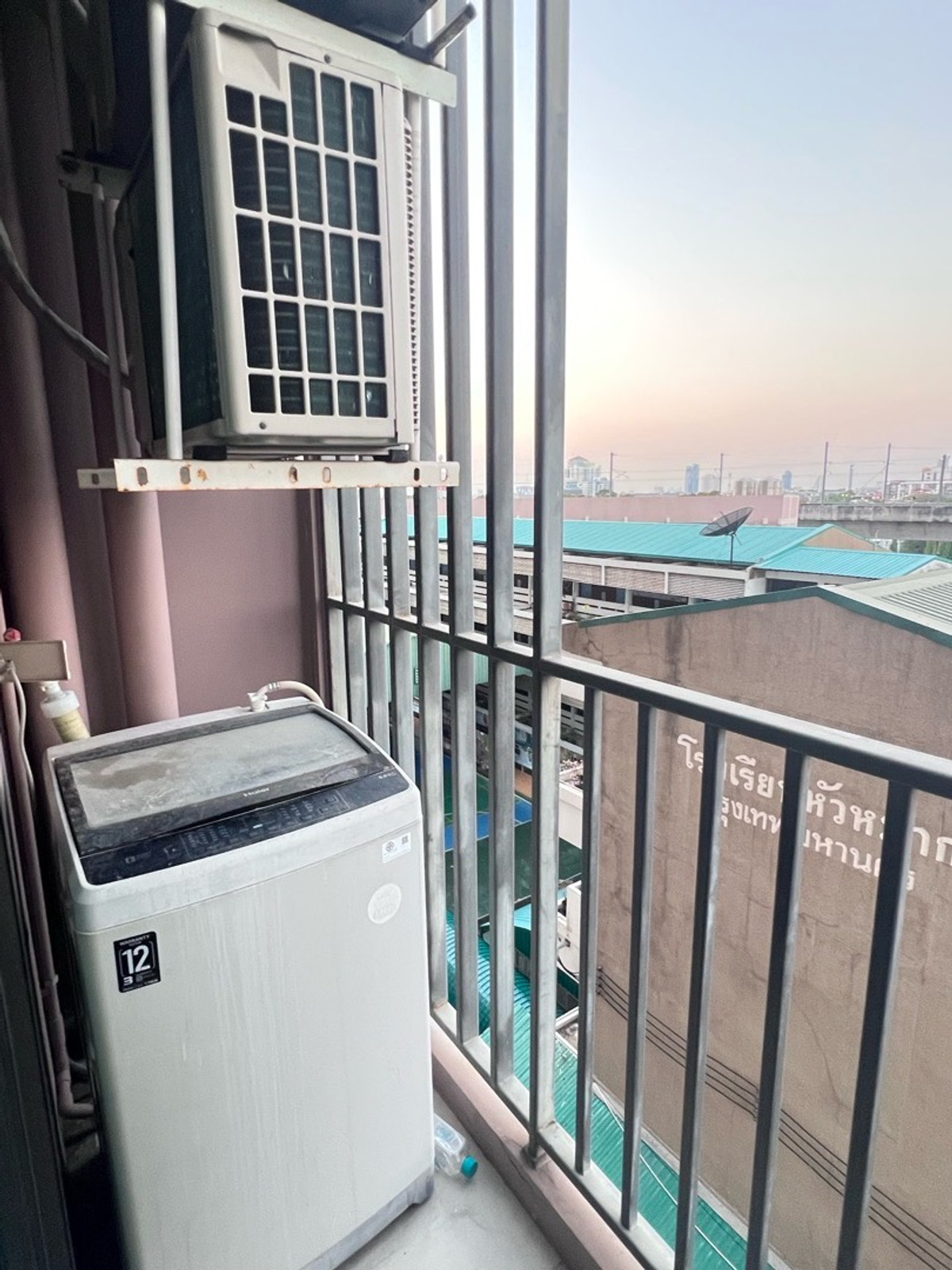 ให้เช่าคอนโดพัฒนาการ ศรีนครินทร์ : ให้เช่า ริชพาร์ค ทริปเปิ้ลสเตชั่น ศรีนครินทร์ ใกล้ ARLและสายสีเหลือง สถานีหัวหมาก