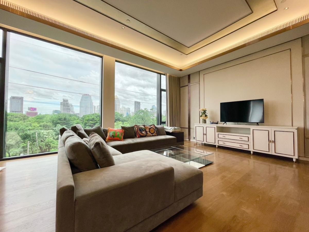 For SaleCondoWitthayu, Chidlom, Langsuan, Ploenchit : ++Urgent sale++ Sindhorn lumpini ** 3 bedrooms, size 230 sq m., ready to move in
