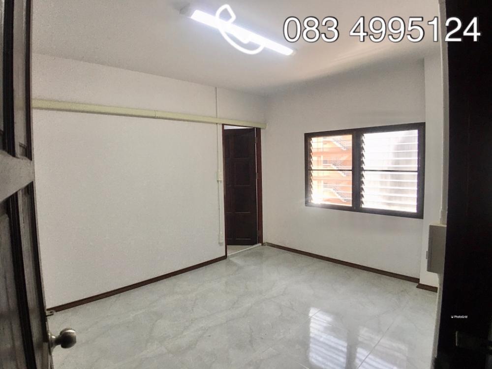 For SaleShop HouseEakachai, Bang Bon : For sale: 7-11 business, commercial building with new rental rooms, full of tenants, good returns, Ekkachai Road, Kamnan Maen