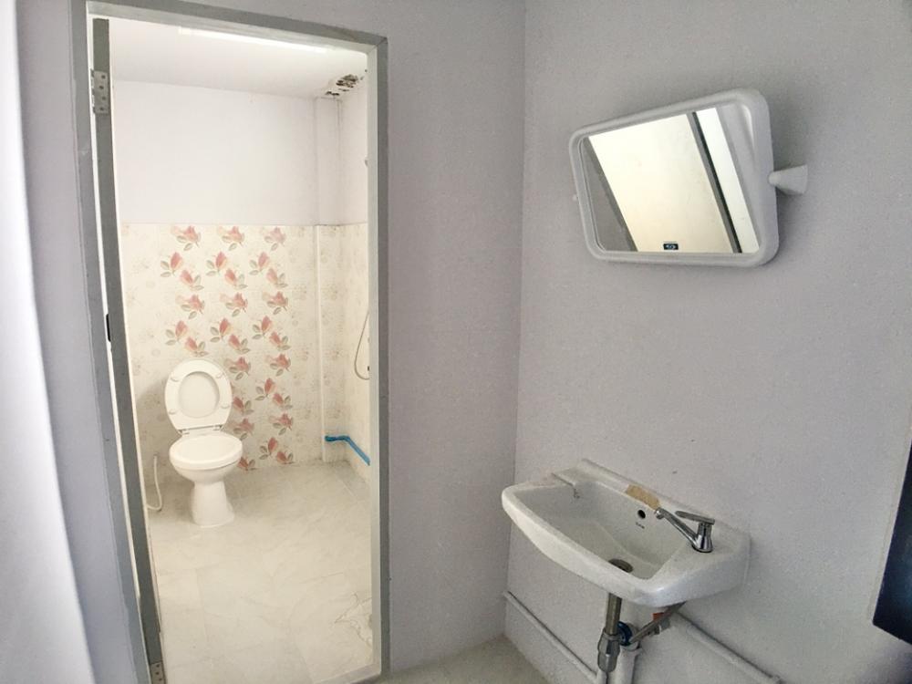 For SaleShop HouseEakachai, Bang Bon : For sale: 7-11 business, commercial building with new rental rooms, full of tenants, good returns, Ekkachai Road, Kamnan Maen