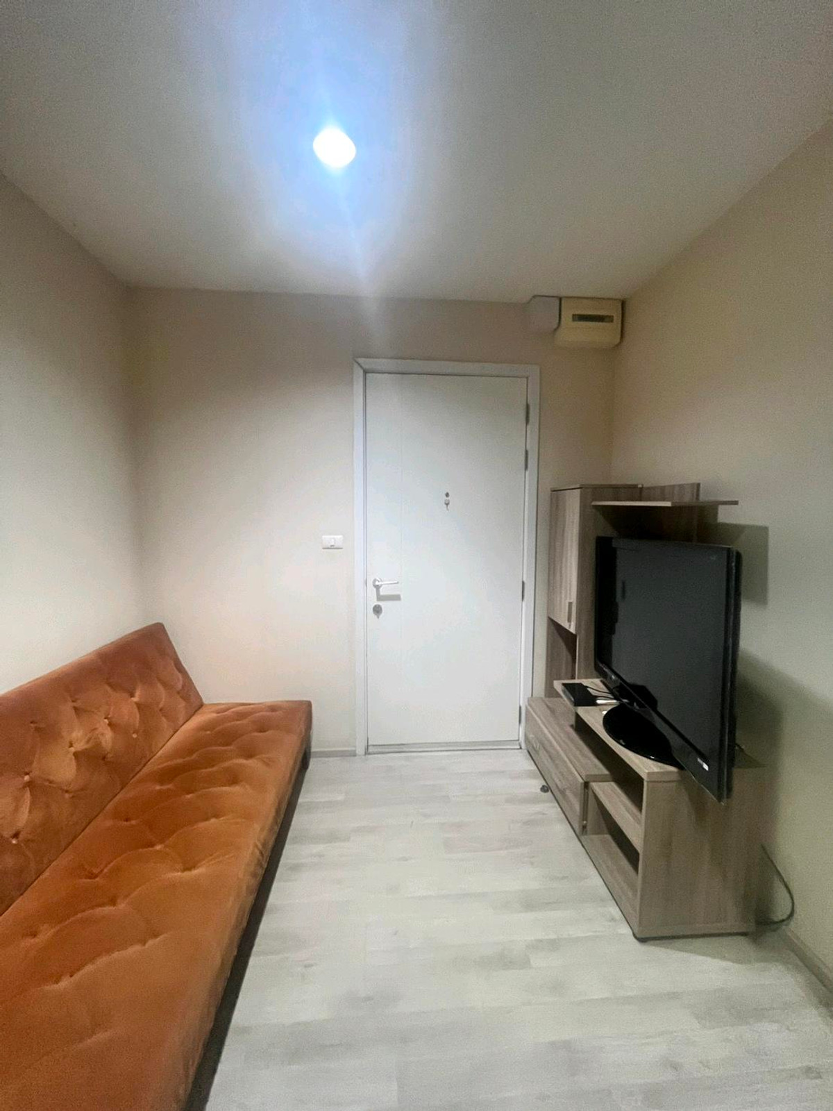 For RentCondoNonthaburi, Bang Yai, Bangbuathong : For rent, Plum Condo, Central Station Phase 1, next to Westgate Mall, ready to move in, free common area, free parking.