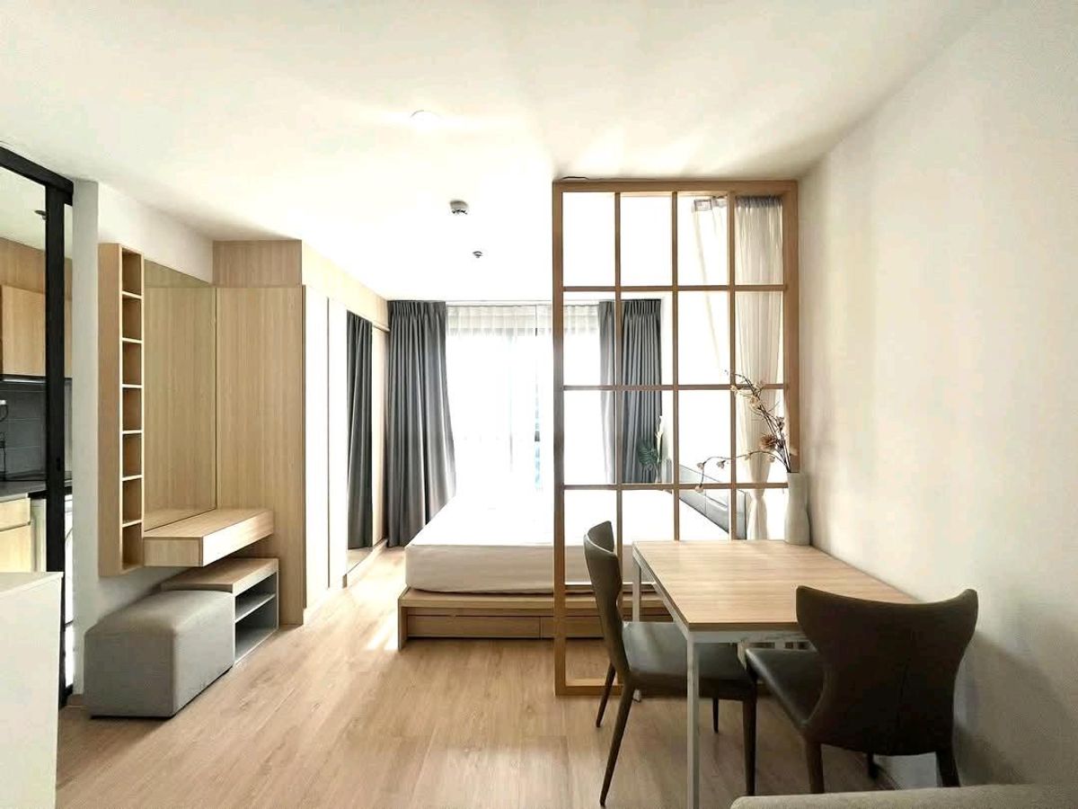 For RentCondoBangna, Bearing, Lasalle : 🔘2 sleeping 1 water 47 sqm. (There are many rooms) Line ID: 0989393917