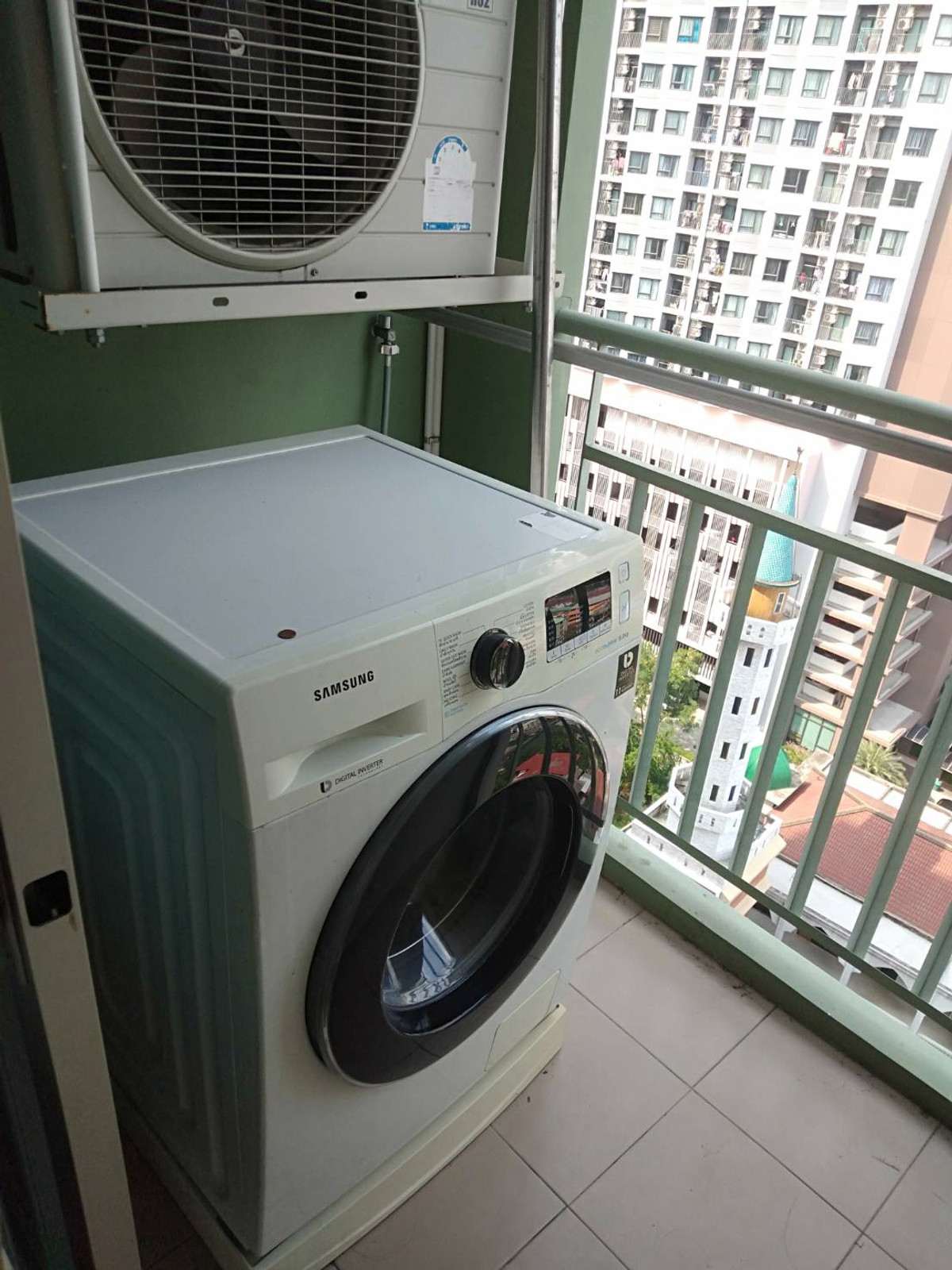 For RentCondoPattanakan, Srinakarin : 💥For rent!!! Lumpini Place Srinakarin-Hua Mak, size 27 sq m., Building B, 10th floor, price 9,500 baht, with furniture and appliances.