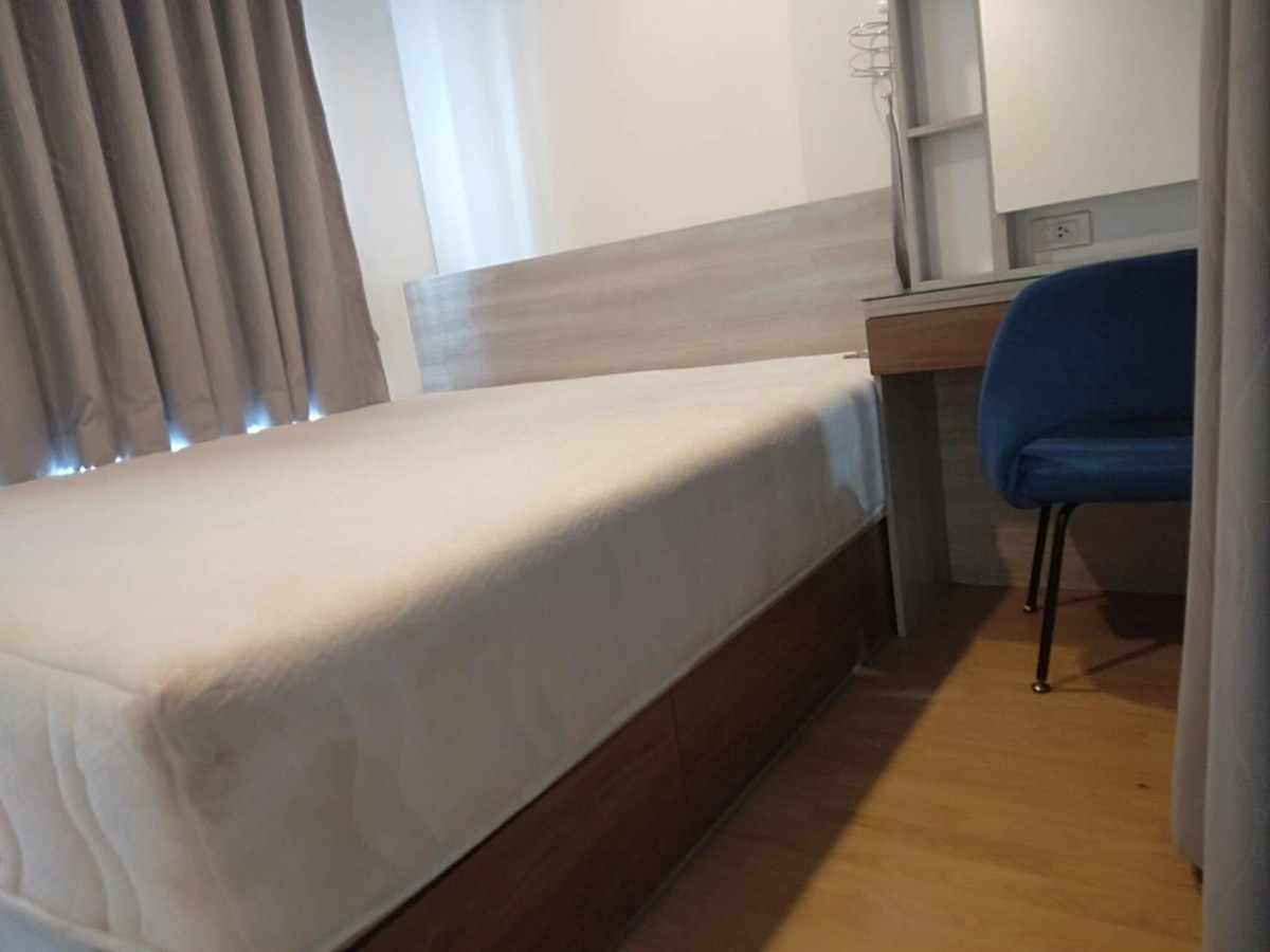 For RentCondoPattanakan, Srinakarin : 💥For rent!!! Lumpini Place Srinakarin-Hua Mak, size 27 sq m., Building B, 10th floor, price 9,500 baht, with furniture and appliances.