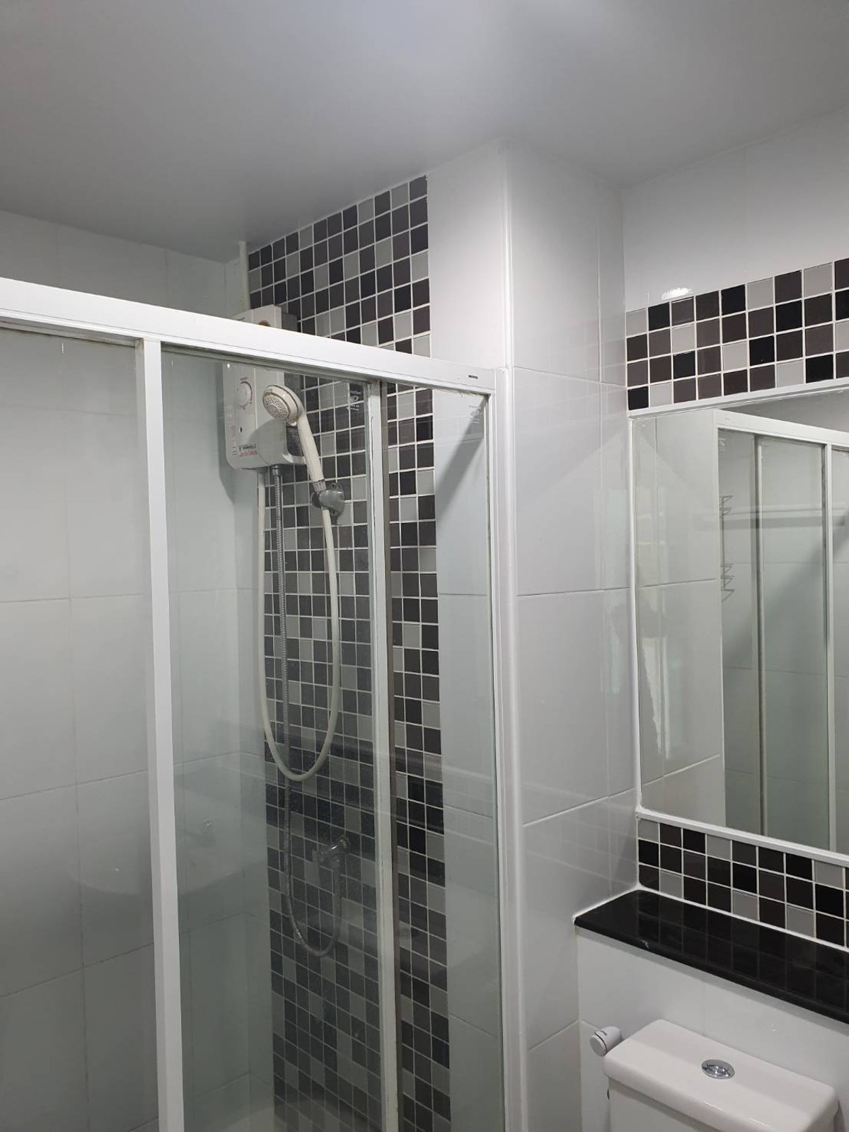 For RentCondoRama5, Ratchapruek, Bangkruai : ** Condo for rent, Regent Home Tiwanon Phase 25, price 7,000 baht.