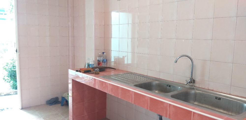 ขายบ้านนครปฐม : ขายบ้านเดี่ยว 178  ตารางวา 2  ชั้น  (สร้างเอง)  ไผ่หูช้าง  บางเลน  นครปฐม73130