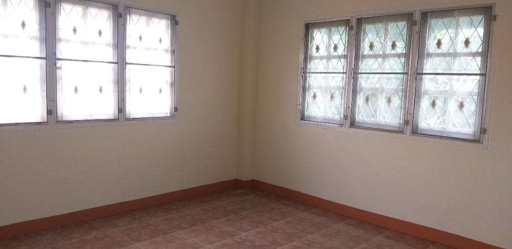 ขายบ้านนครปฐม : ขายบ้านเดี่ยว 178  ตารางวา 2  ชั้น  (สร้างเอง)  ไผ่หูช้าง  บางเลน  นครปฐม73130