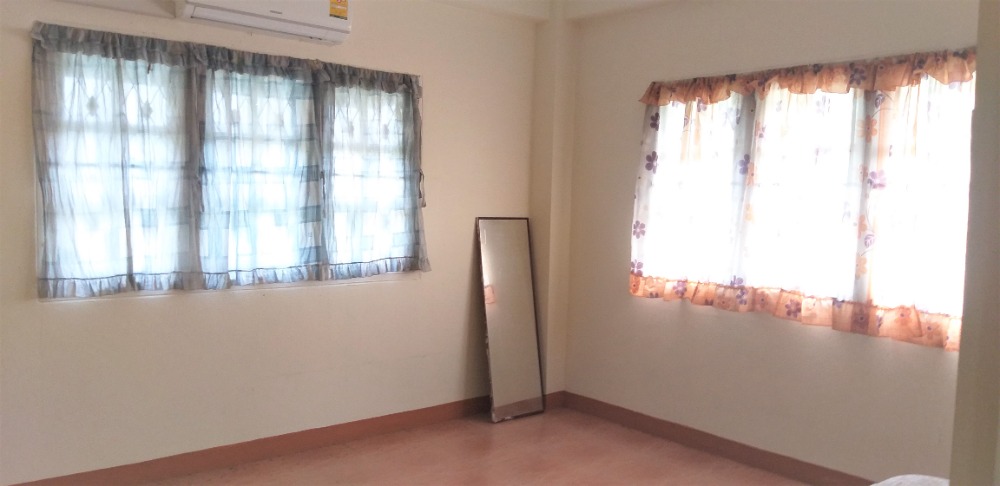 ขายบ้านนครปฐม : ขายบ้านเดี่ยว 178  ตารางวา 2  ชั้น  (สร้างเอง)  ไผ่หูช้าง  บางเลน  นครปฐม73130