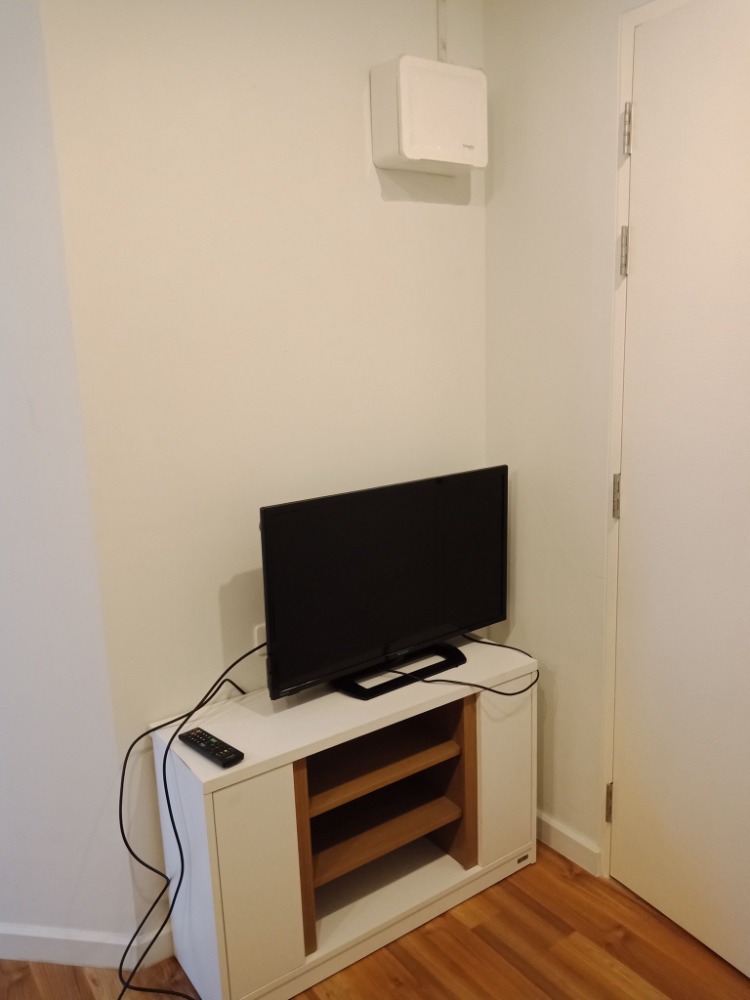 For RentCondoLadkrabang, Suwannaphum Airport : Condo for rent in front of Lat Krabang Industrial Estate, V Condo Lat Krabang (V condo Lat Krabang), Chalong Krung Road, near Lat Krabang Techno In front of Lat Krabang Industrial Estate, front building A2