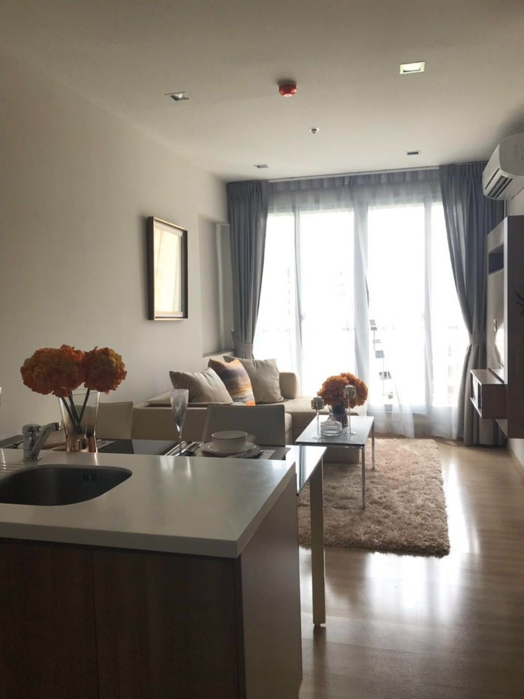 ให้เช่าคอนโดสาทร นราธิวาส : Condo rhythm sathorn  for rent