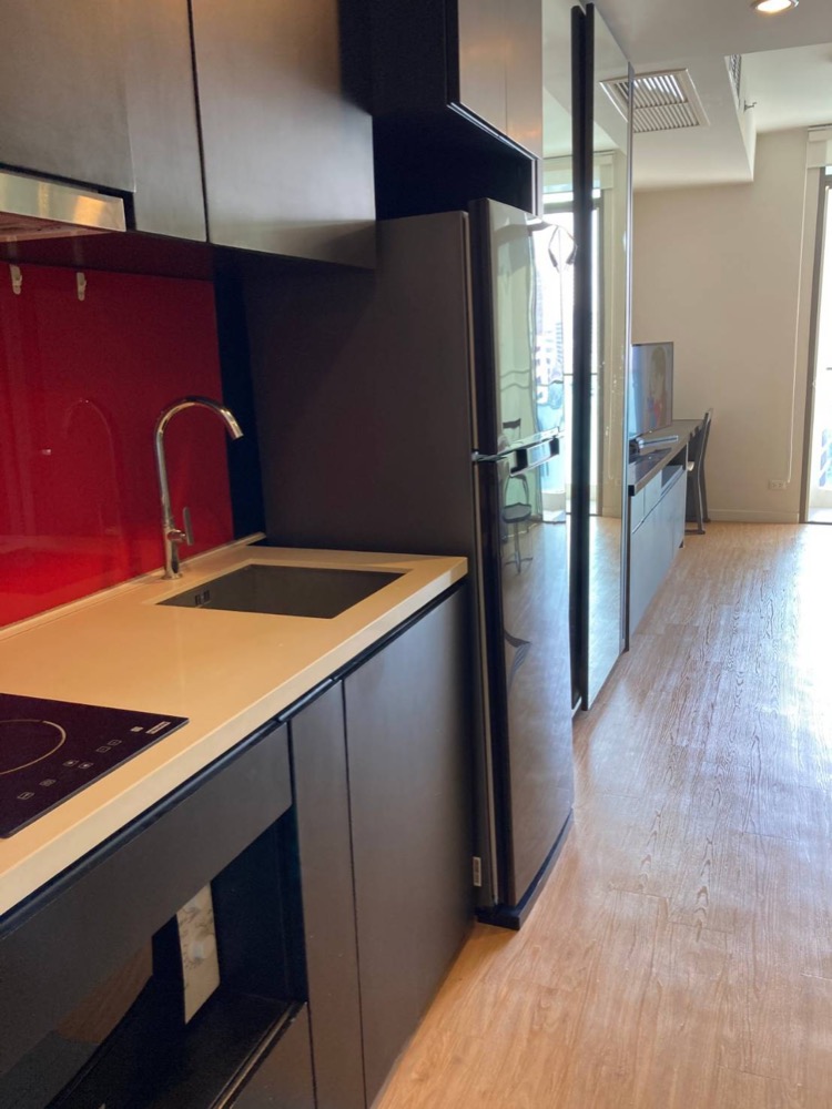 For RentCondoSilom, Saladaeng, Bangrak : for rent 1 bed siamese surawong