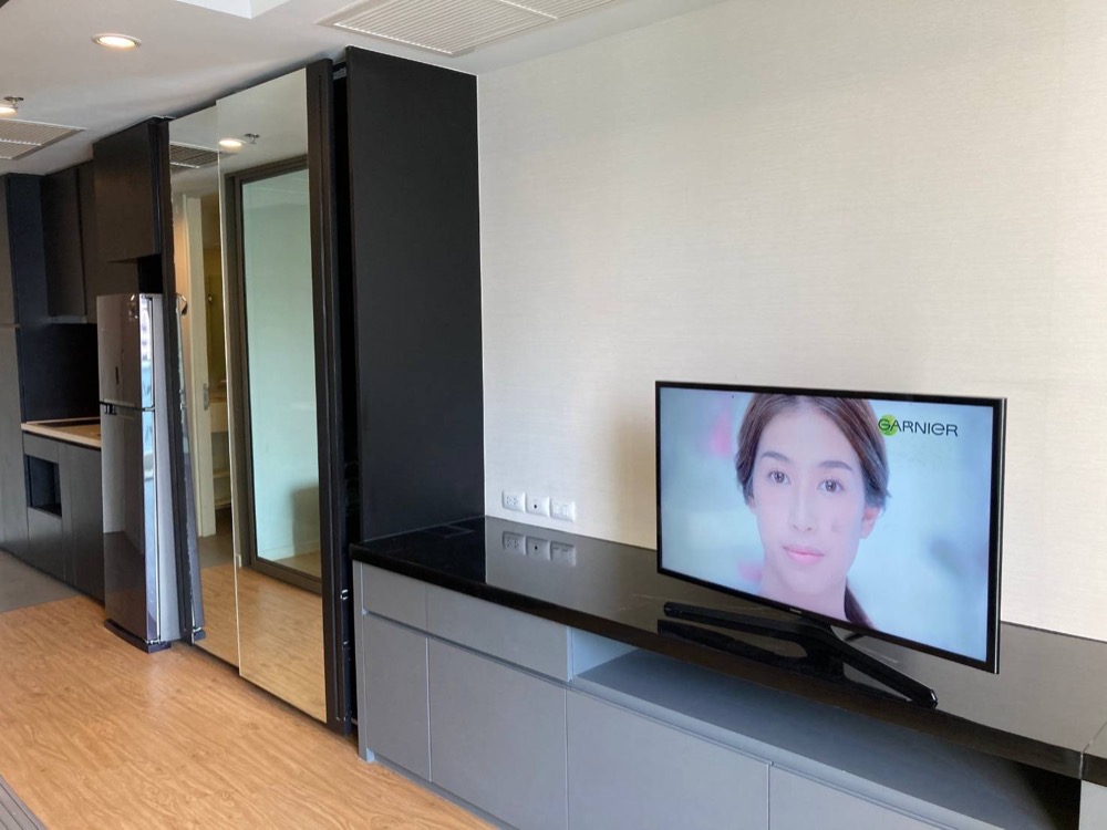 For RentCondoSilom, Saladaeng, Bangrak : for rent 1 bed siamese surawong