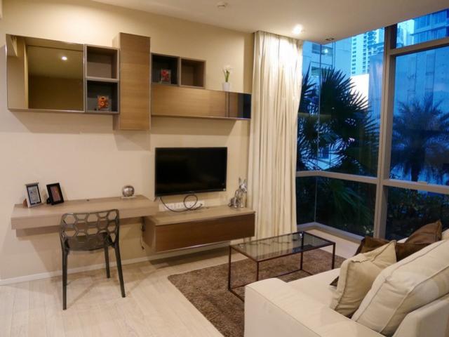 ให้เช่าคอนโดสุขุมวิท อโศก ทองหล่อ : ให้เช่าคอนโด The room Sukhumvit 21 (อโศก)  ชั้น5, วิวสวน & สระว่ายน้ำ แดดไม่ร้อนทั้งวัน ขนาด 50 ตรม