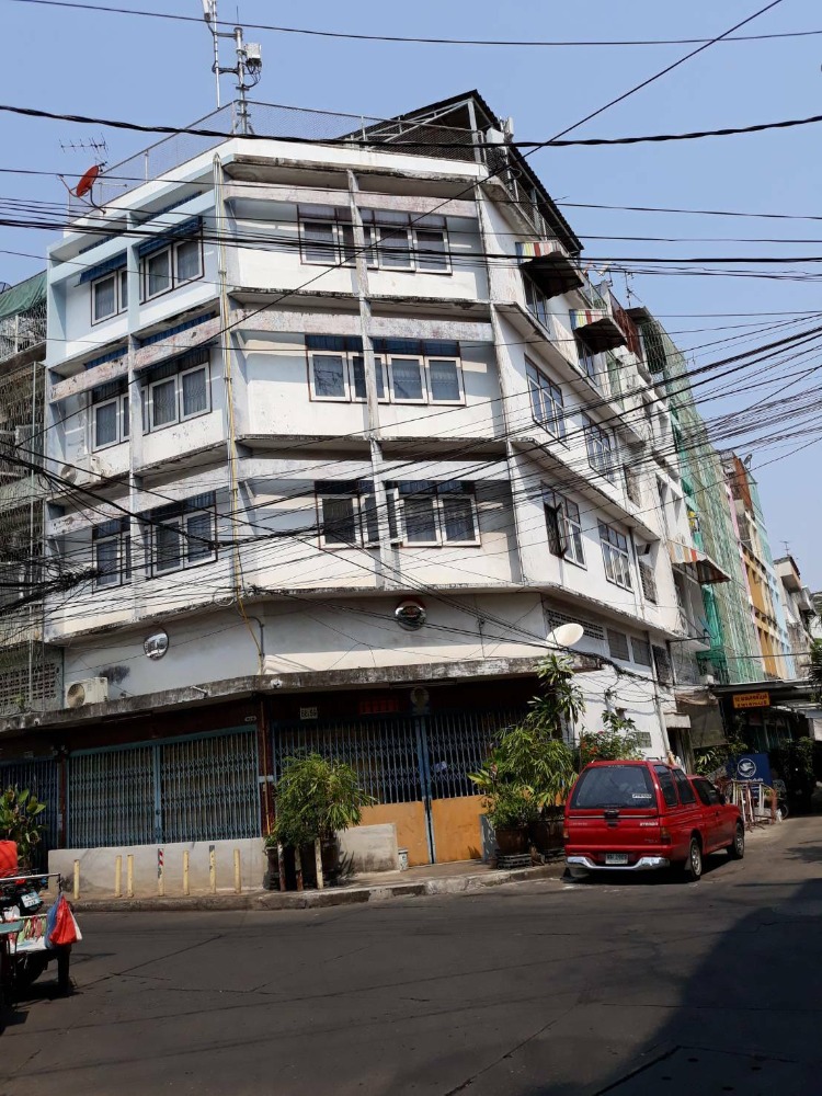 For SaleShop HouseYaowarat, Banglamphu : Sale loss commercial buildings, 5-storey commercial building, Rong Muang Nak Bamrung Road, Bamrung Muang Road, Khlong Maha Nak, Pom Prap Sattru Phai District