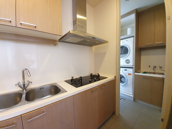 ให้เช่าคอนโดสาทร นราธิวาส : 3 Bedroom at Sukhothai Residence