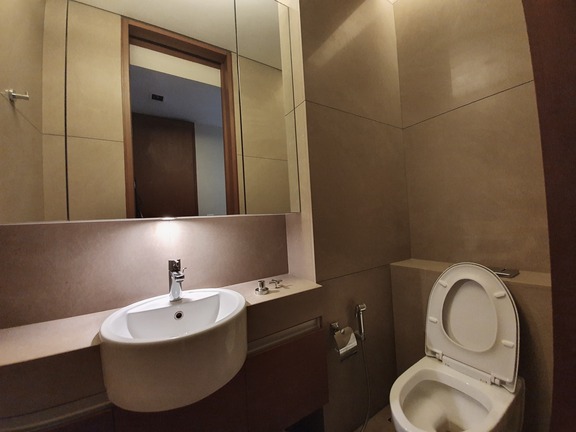 ให้เช่าคอนโดสาทร นราธิวาส : 3 Bedroom at Sukhothai Residence