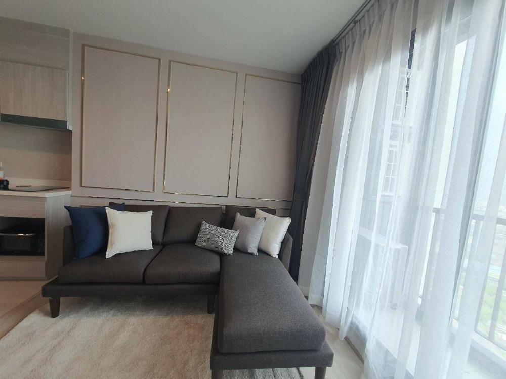 ให้เช่าคอนโดวิทยุ ชิดลม หลังสวน : Condo life one wireless for rent